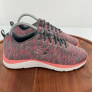 Skechers relaxed fit Women's 6.5 Pink Gray Memory Foam Relaxed Fit Comfort Shoes